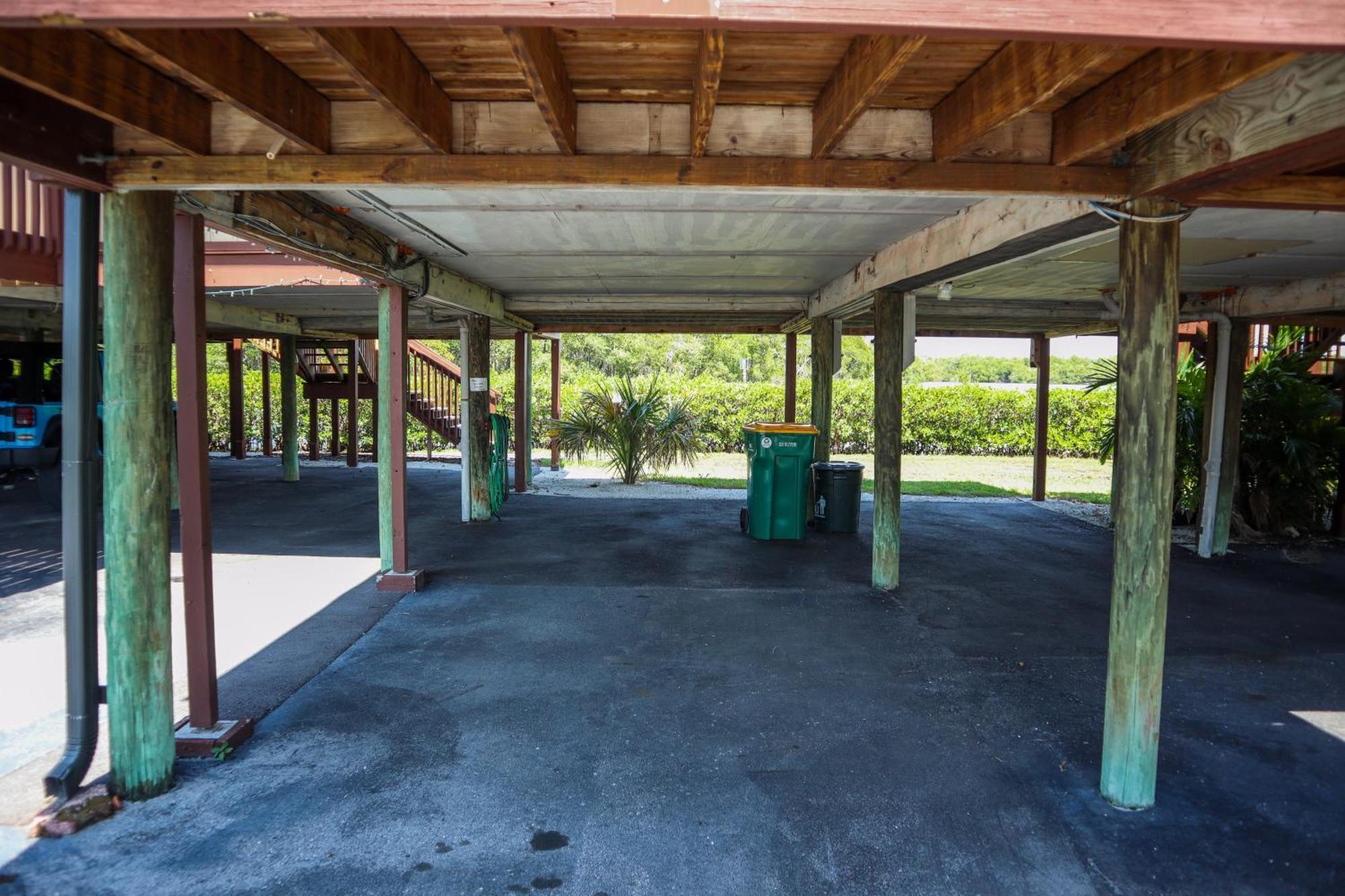 River Wilderness Waterfront Cabins Everglades City Exterior photo